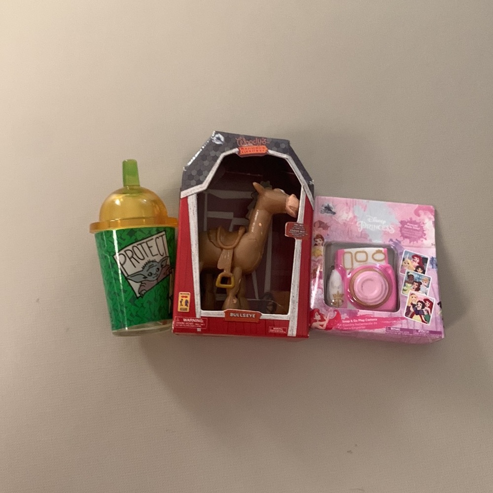 Bullseye from ToyStory,princess camera,baby yoda drink